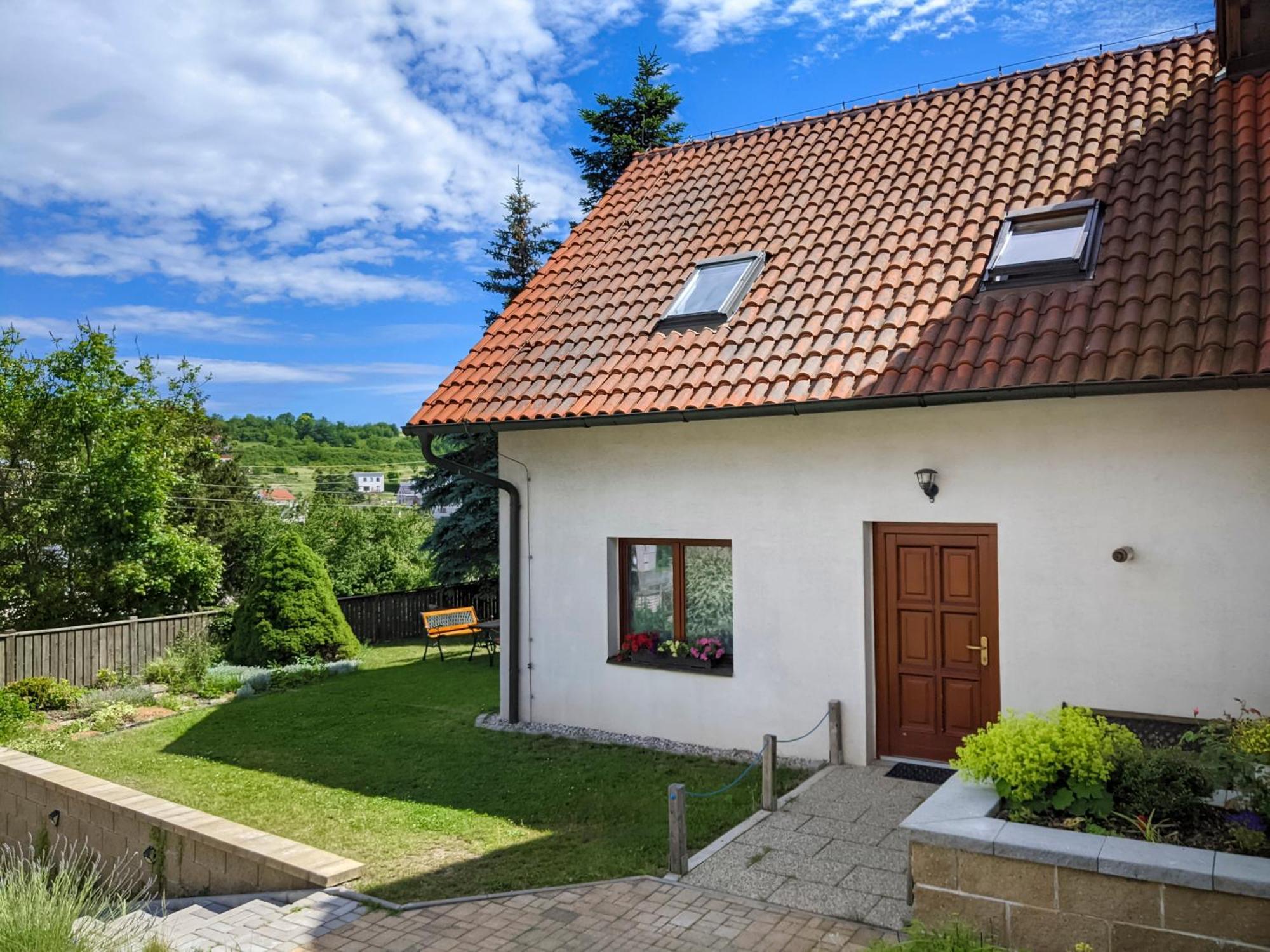 Guest House Kristi Tuchomerice Екстер'єр фото