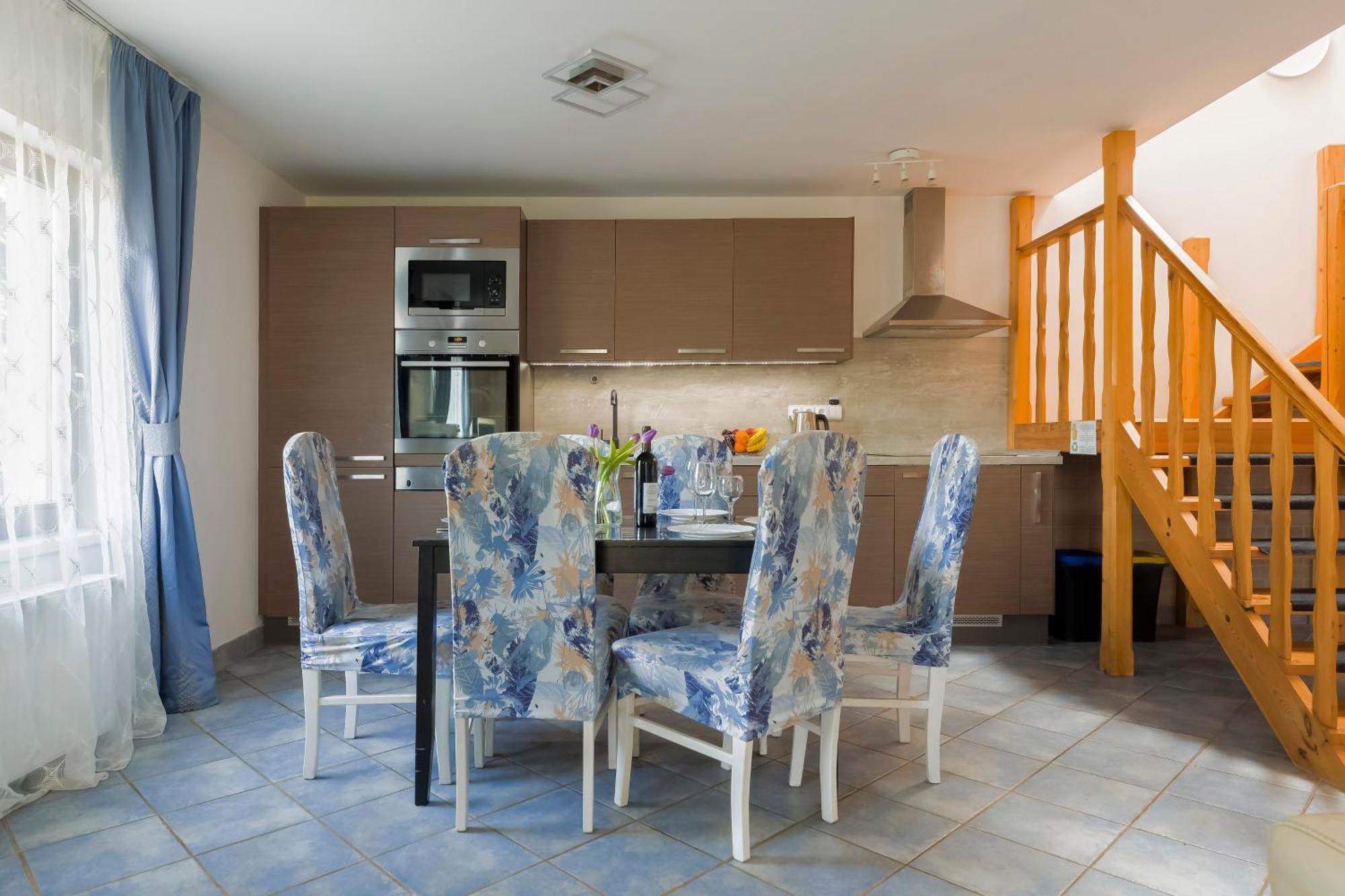 Guest House Kristi Tuchomerice Екстер'єр фото